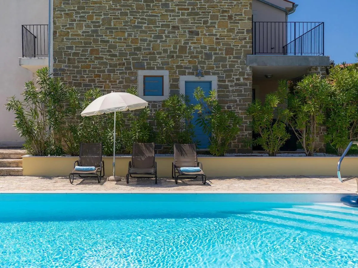Holiday Home Casa Bullea By Interhome Donje Baredine